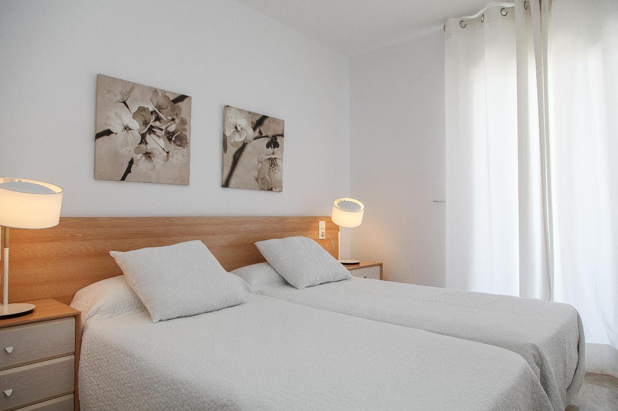 Uhc Ventura Park Apartments Salou Oda fotoğraf