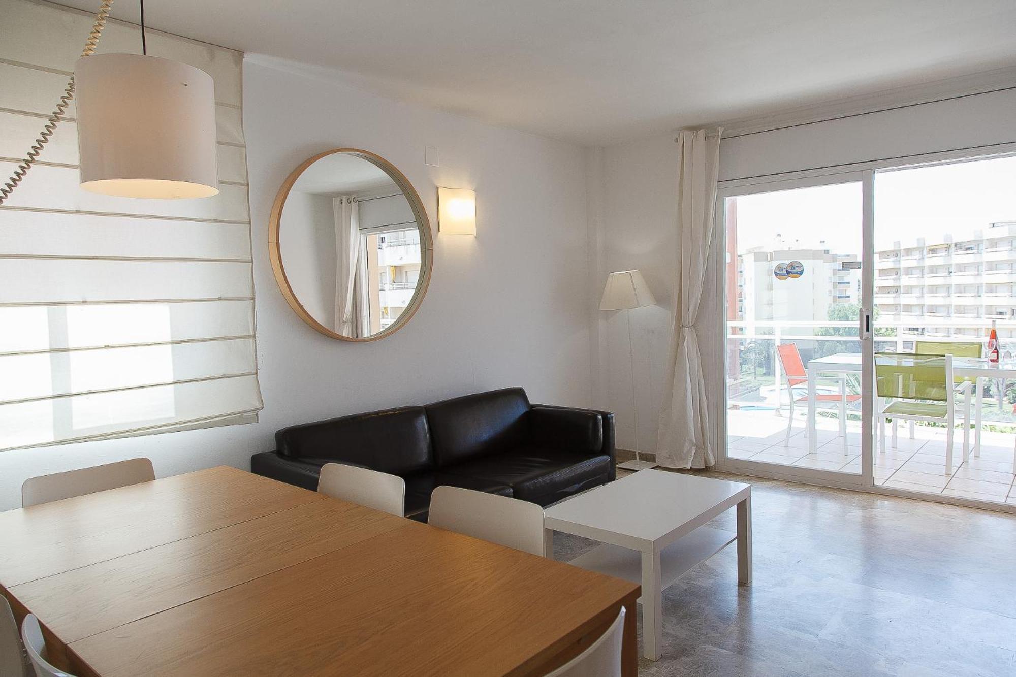 Uhc Ventura Park Apartments Salou Oda fotoğraf